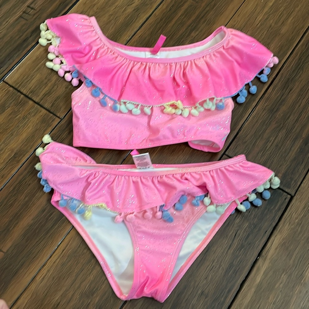Betsey Johnson girls 2pc swim suit. Size 14. Gently used.